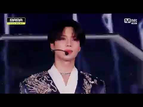 Taemin Solo Intro Performance on MAMA 2020!