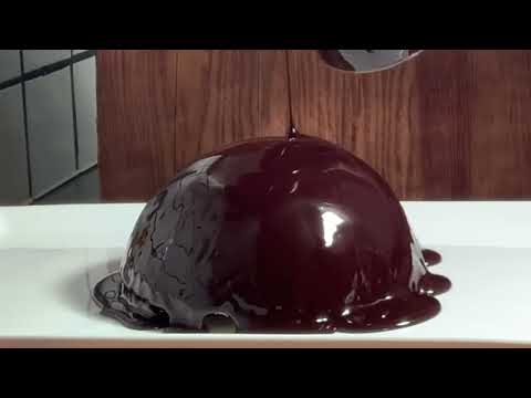 GLASSA A SPECCHIO : come farla  la ricetta facile #glassaaspecchio #comepresentareidolci