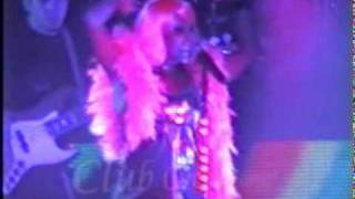 ALEJANDRA GUZMAN NO VOY A ESPERAR SHOWCASE UNICO BY CLUB CUENTA CONMIGO