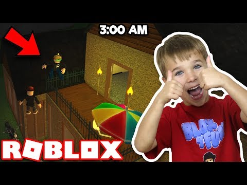 SNEAKING INTO NEIGHBORS HOUSE AT 3AM in ROBLOX BLOXBURG Video