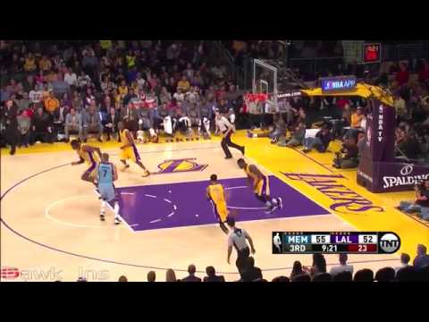 Juilis randle ignores d'angelo russell