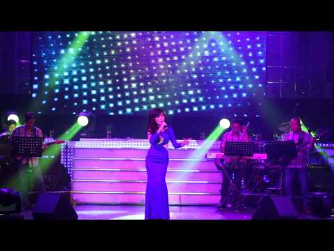 Tango dĩ vãng - Kavie Trần (Phòng trà Nam Quang 2014)