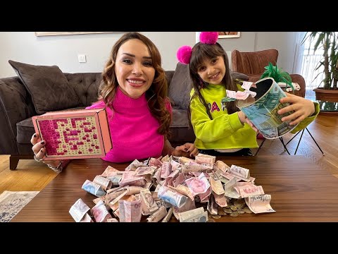 WE EXPLODED LINA'S PIGGY BANKS! WE'RE SENDING THEM TO EARTHQUAKE VICTIMS