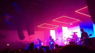 She&#39;s American [Live] - The 1975