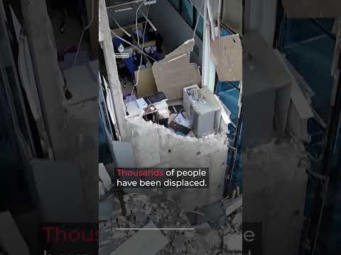 Patients treated in tents after earthquake damages Indonesia hospital