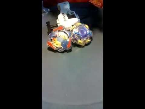 Beyblade Burst Battle!! Wyvron vs. Valtryek