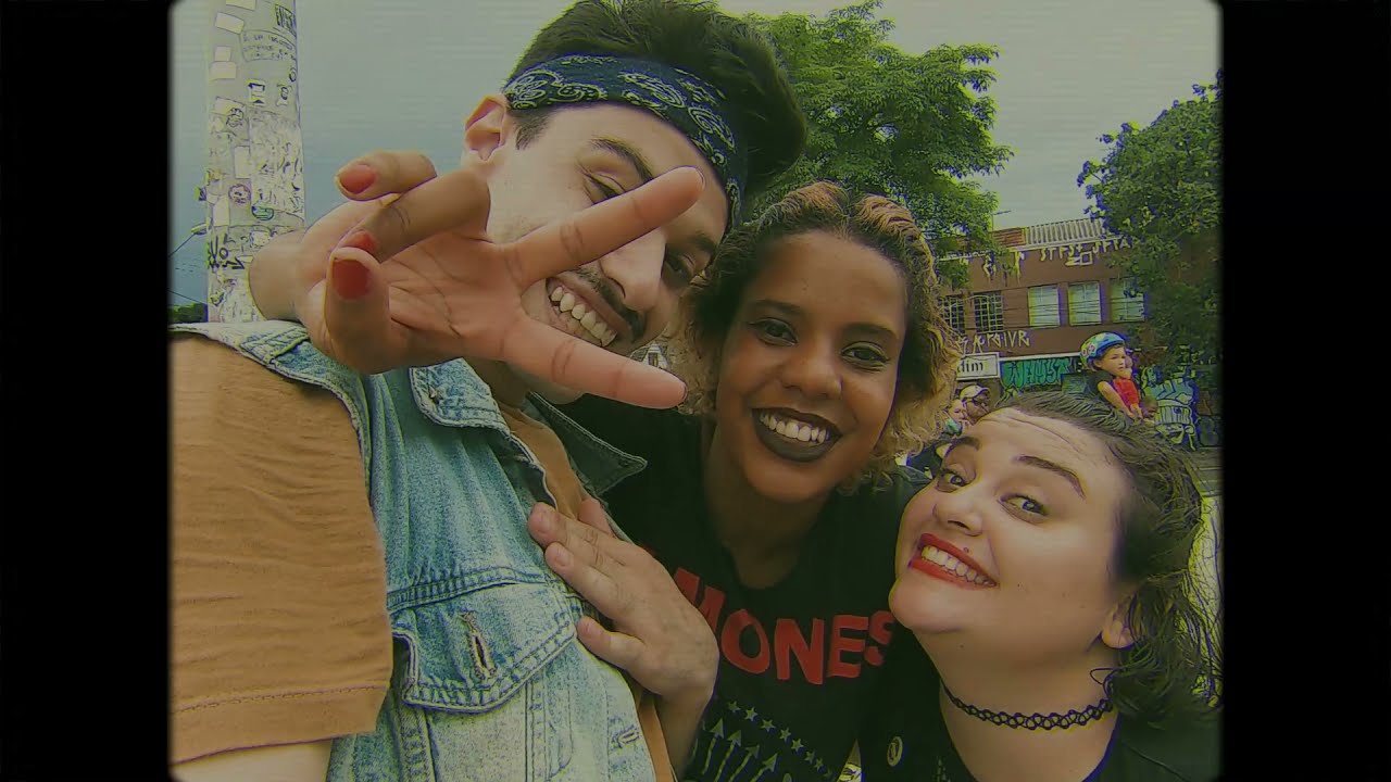"The Wire" - FlaPê - HAIM (2021) - Docs and Arts - Isabel Palacio