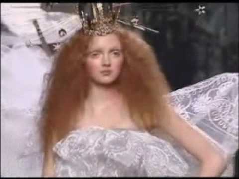 Dior Haute Couture Fall/ Winter 2005 (in Sections)