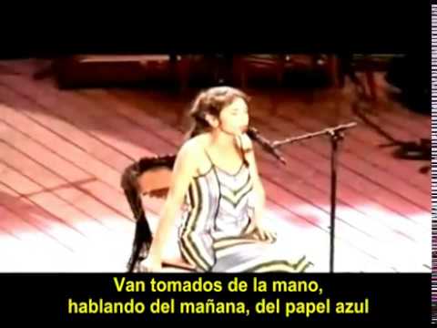 Victoria Abril canta a Brassens - Los amoríos en los bancos públicos (subtitulado)