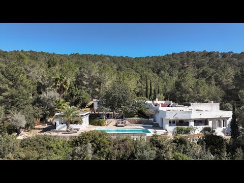 To rent, a 300-year-old Ibiza finca with views over the Xarraca valley
