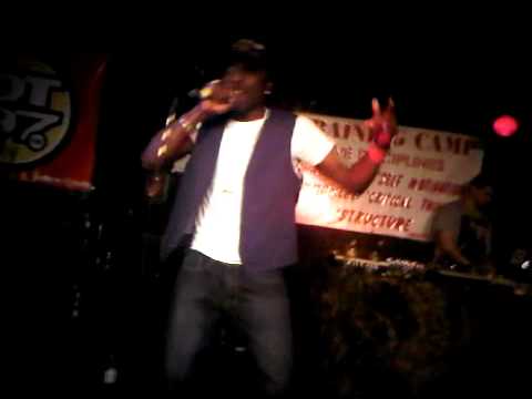Thrilla Performs PeteRose