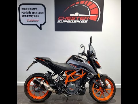 KTM 390 Duke '22 with Quickshift+ & Heated Grips. 2380 Miles