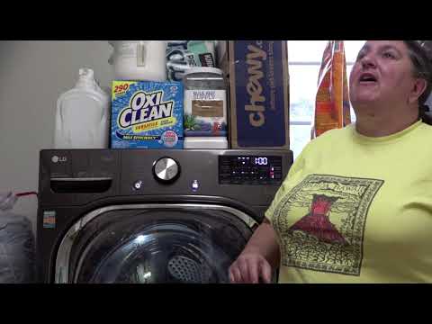 Blind Woman Critiques A Washing Machine That's Completely Inaccessible To The Blind