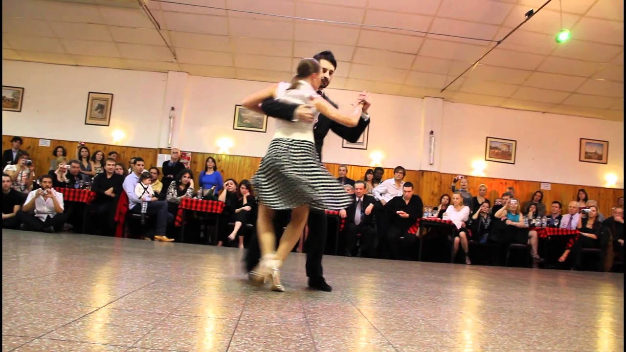 JAVIER RODRIGUEZ Y ANDREA MISSE EN LA BALDOSA "LA BRUJA"