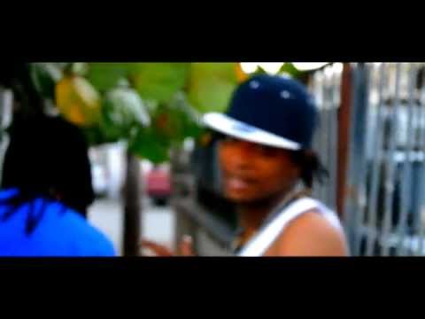 MadTwoz ''Moment Of Life'' (Video) [2013]