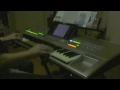 Kingston Town op Tyros One Keyboard