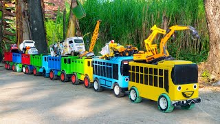 Download lagu WADIDAW !! Mobil Truk Tronton Panjang Bongkar Mainan Mobil Mobilan Truk Molen, Truk Mixer, Loader mp3 Download lagu WADIDAW !! Mobil Truk Tronton Panjang Bongkar Mainan Mobil Mobilan Truk Molen, Truk Mixer, Loader mp3