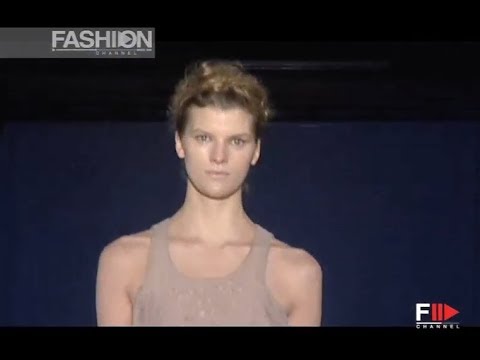 JONATHAN SAUNDERS Fall Winter 2006 2007 London - Fashion Channel