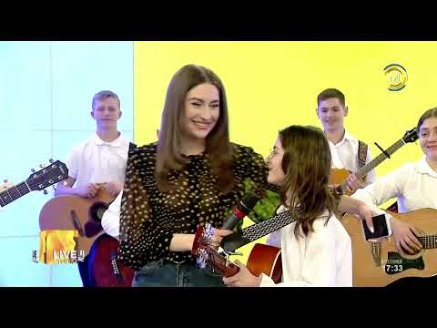 Ansamblul de chitariști „Punctul pe I” din orașul Drochia