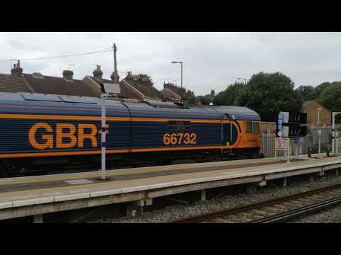 GBRf 66732/66768 at Strood