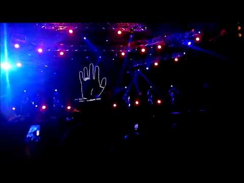 Chet Faker - No diggity & Drop The Game (Alive 2014)
