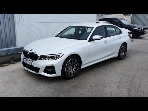 202D9818 - 2020 BMW 3 Series 330e M Sport Saloon 51,500