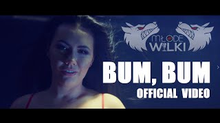 Musik-Video-Miniaturansicht zu Bum, bum... Songtext von Młode wilki feat. Jarek Mergner