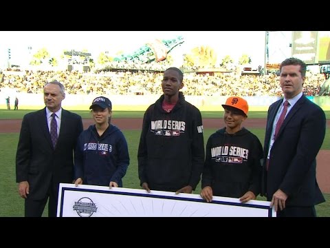 WS2014 Gm5: MLB gives to Baseball Tomorrow Fund