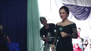 Download lagu Mangkade mp3 Download lagu Mangkade mp3