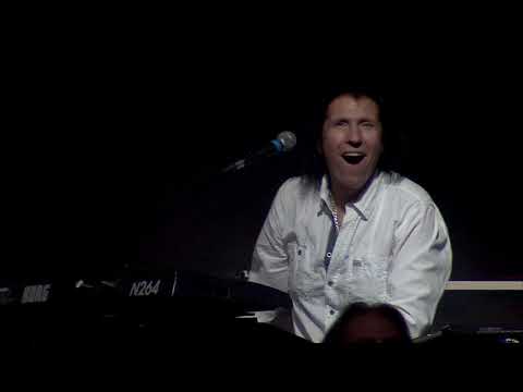 Mobilmánia: Miskolc (Hivatalos felvétel a Vikidál 70 - Zeffer 60 - MM10 Aréna koncertről)