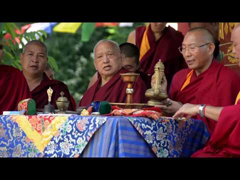 Puja di Lama Zopa Rinpoche