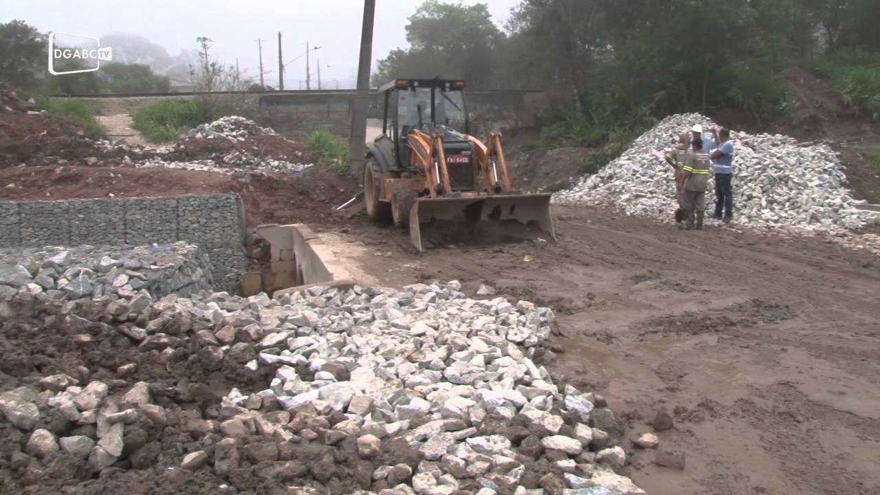 Obras de saneamento em Ribeirão Pires