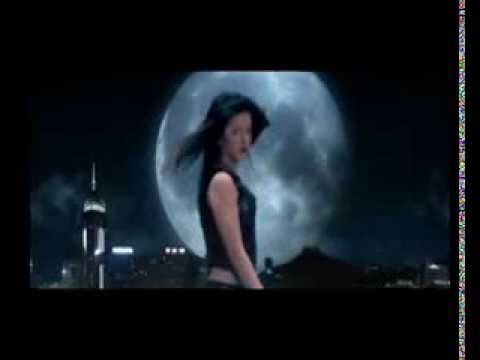 Песни нюши луна. Нюша вою на луну. Песня вою на луну. Нюша вою на луну 2009. Nyusha / Нюша - вою на луну (ремикс).