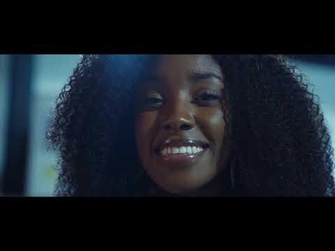 download lagu mp3 mp4 Elite Model Look, download lagu Elite Model Look gratis, unduh video klip Elite Model Look