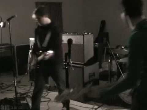 The Medium Mood - A Kid Got Murdered (New Glasgow, November 2006???)