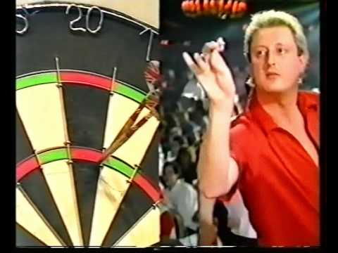 Eric Bristow vs Jocky Wilson - 1989 Embassy World Finals - Part 5/17