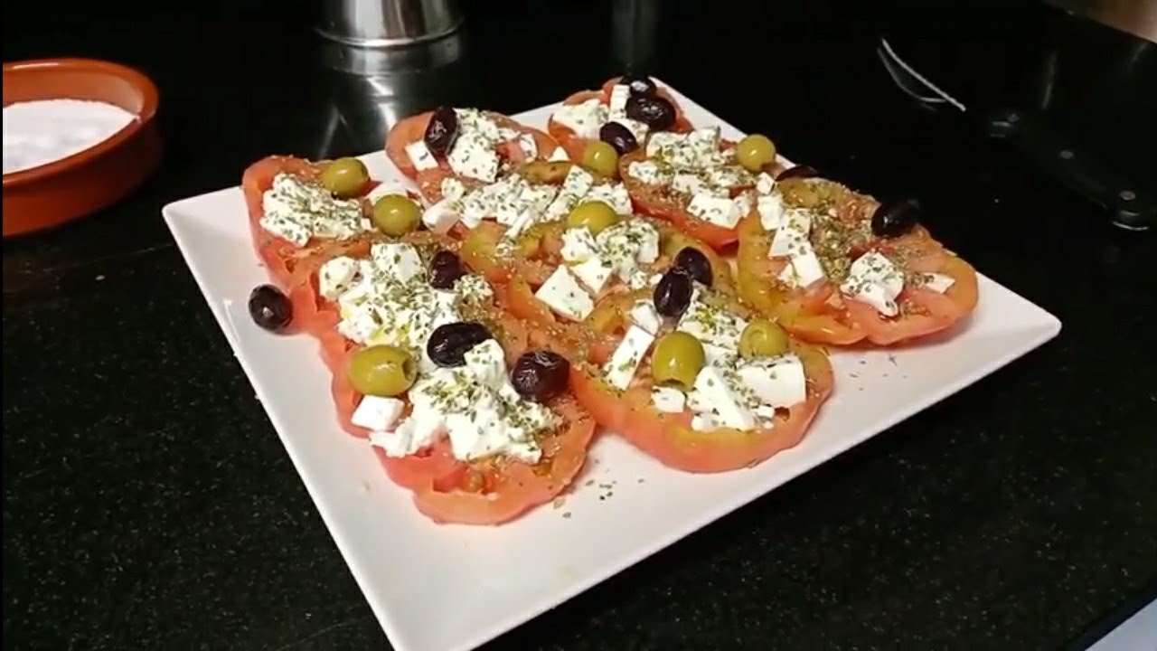 ENSALADA DE TOMATE con queso fresco