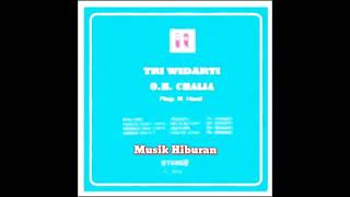 Download lagu ORKES MELAYU CHALIA. Vocal Tri Widarti. Manusia Dan Cinta mp3
