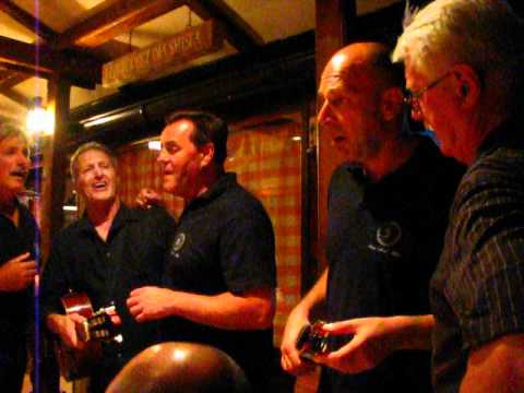 Klapa More (Split) - Bog neka ti prosti grijehe ( što si mene varala )