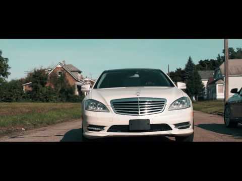 IUR jETTO - IN THE AIR