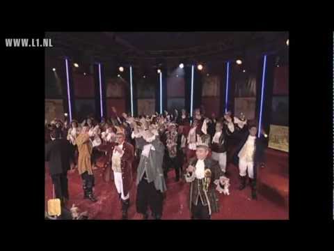 Böshuuske Ontsjpannings Vereiniging - WAT ZAETER?! - WINNAAR LVK 2005: Born