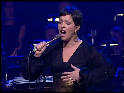 Ecos Na Catedral - MADREDEUS & Flemish Radio Orchestra - EUFORIA (LIVE) (2002)