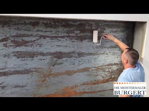 Rostoptik in Pforzheim- Garagentor