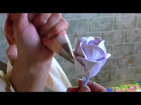 как сделать розы из крема в домашних условиях | видеоурок: розы на торт из белкового крема