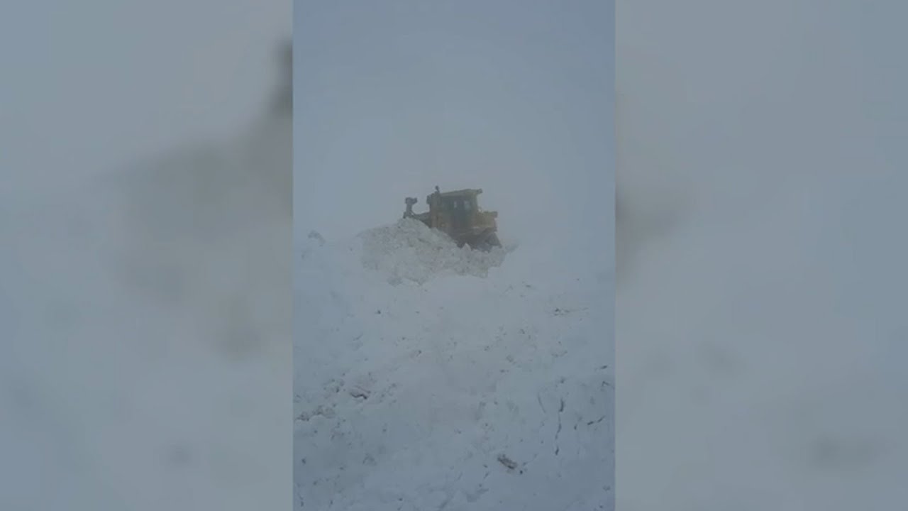 Մարտական հենակետեր տանող ճանապարհներին ձնամաքրման աշխատանքներն ընթանում են շուրջօրյա ռեժիմով