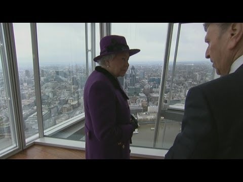 The Queen goes up The Shard to look at London