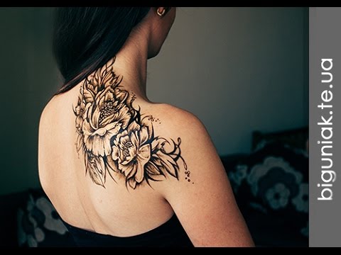 best mehndi design temporary tattoo on back