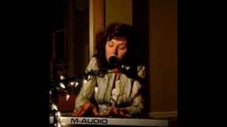 Polly Paulusma - One Day (live)