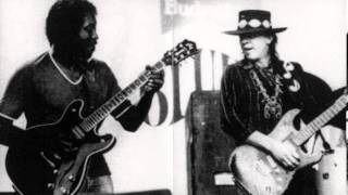 Stevie Ray Vaughan - Commit a Crime (1989) look out for the Octavia