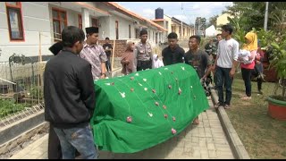 Pemeran Video Seks Vina Garut Meninggal Dunia Pemeran Video Seks Vina Garut Meninggal Dunia